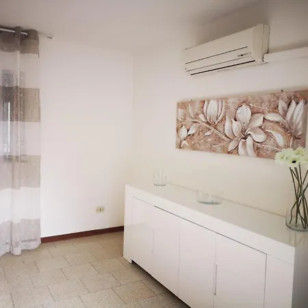 Nino'S Apartments Giardini Naxos Exterior photo