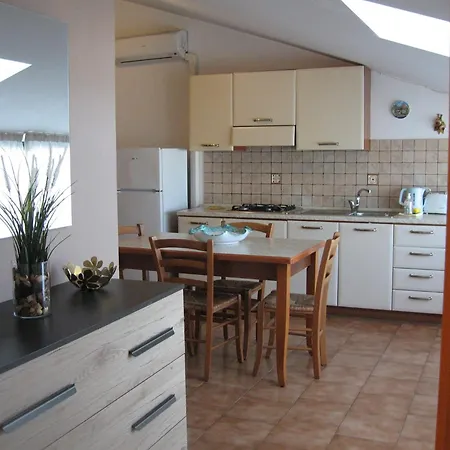 Nino'S Apartments Giardini Naxos Exterior photo