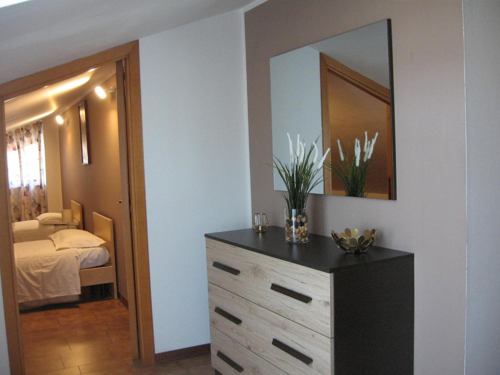 Nino's Apartment *