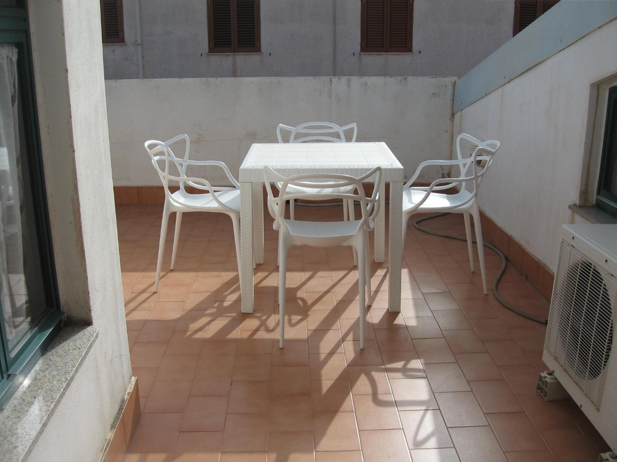 Nino's * Giardini Naxos